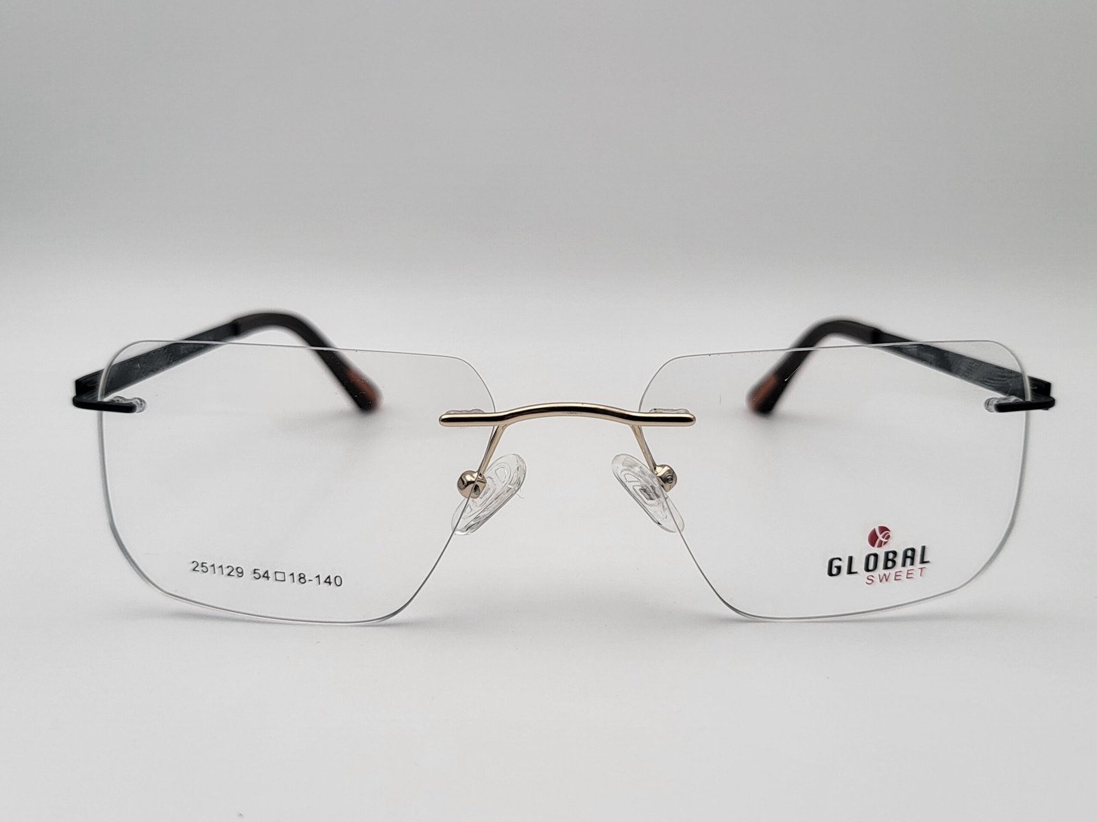 Rimless