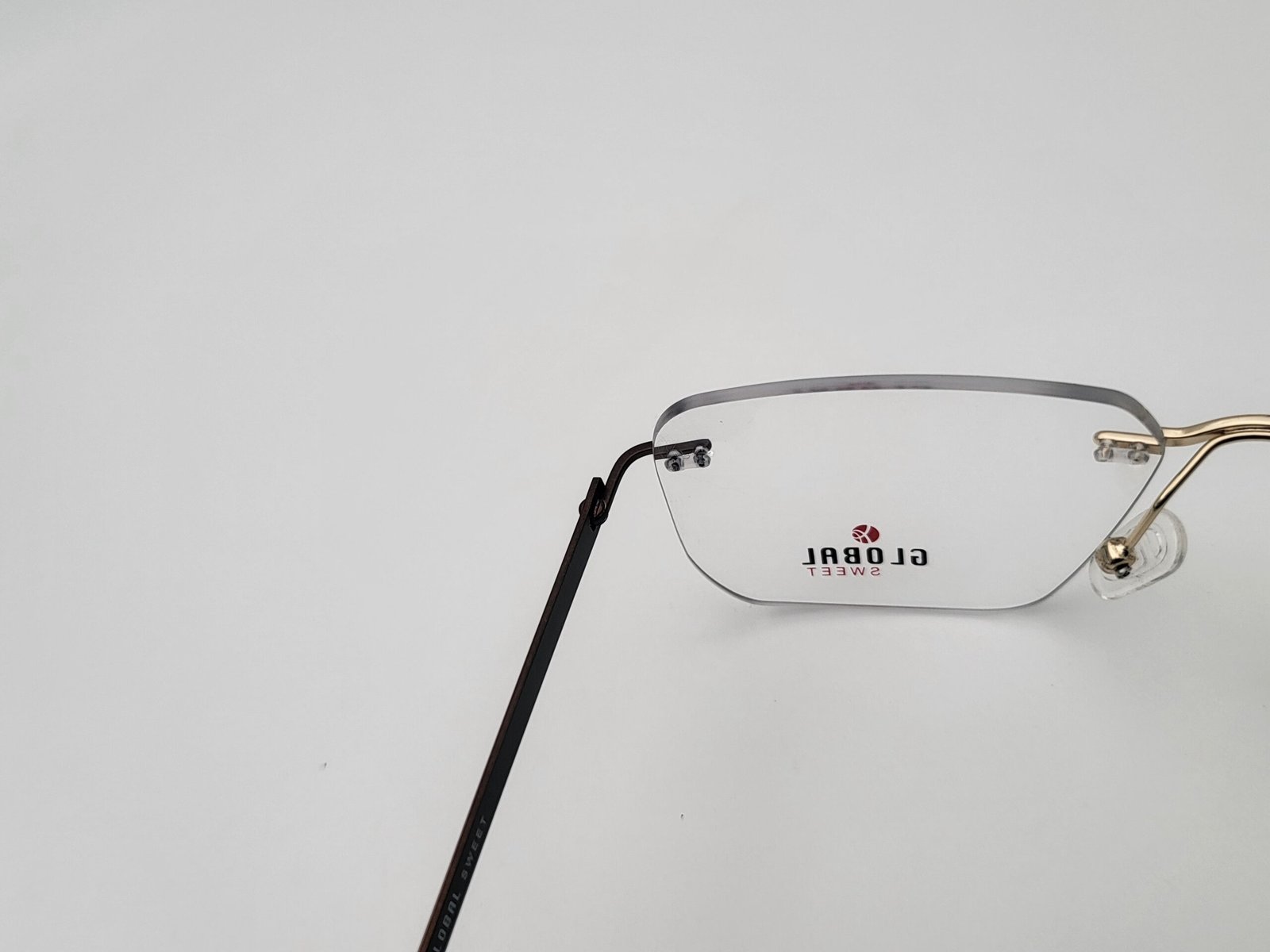 rimless